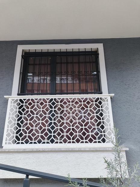 Çift Katlı Cephe Pencere Korkuluğu, Ferforje Pencere Korkuluğu | Özbir Ferforje